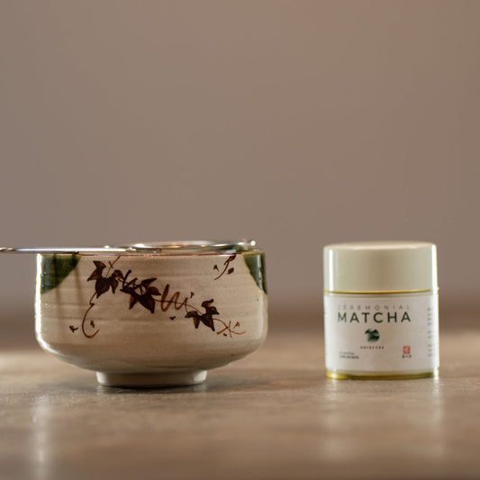 Shizu Tea Matcha and a bowl
